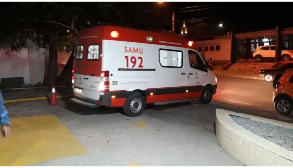 Pacientes com Covid-19 são transferidos após falta de oxigênio em hospital de Lajedo