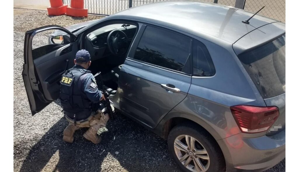 Homem foragido de presídio e suspeito de assalto a banco é detido em Serra Talhada