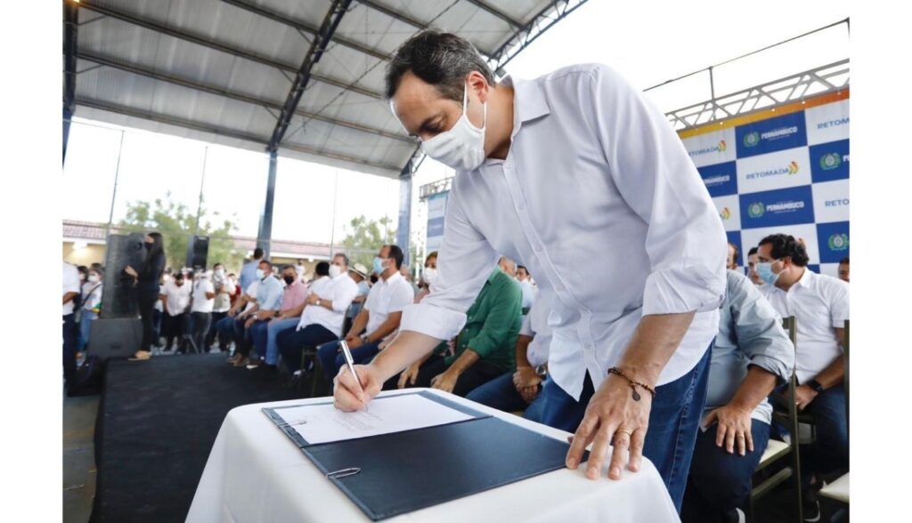 Paulo Câmara anuncia mais de R$ 20 milhões em investimentos no Agreste Meridional