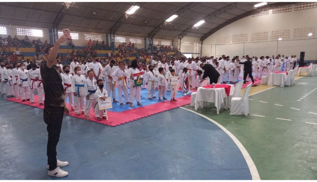 Brejo é destaque: Academia Karatê Vencedores Pai e Filhos participou do Campeonato Pernambuco de Karatê Interestilos e conquistou 7 medalhas