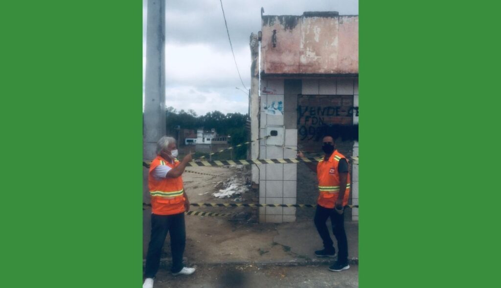 Defesa Civil Municipal atende a solicitação de populares na Rua da Celpe