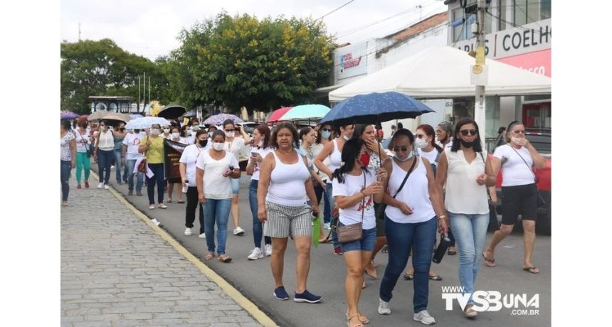 Servidores Públicos realizam ato de protesto em favor piso salarial em São Bento do Una