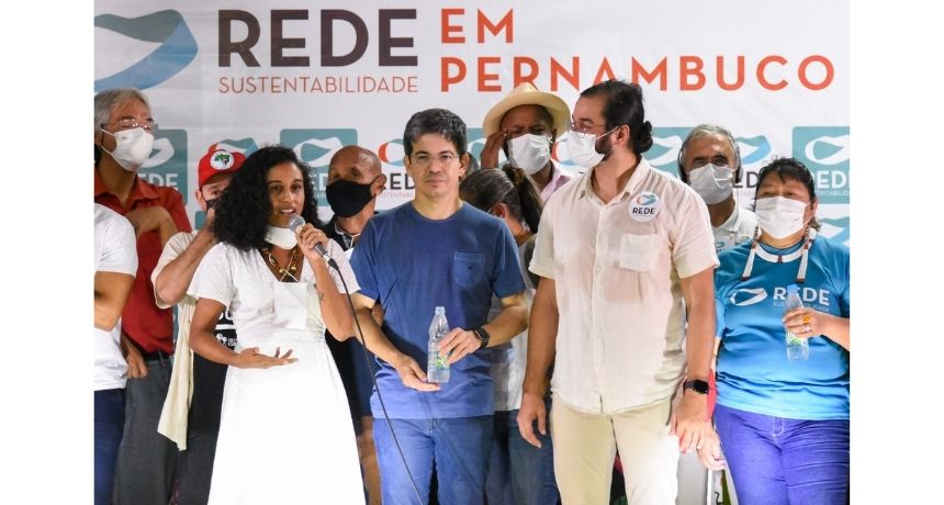 Kaká Bezerra anuncia pré-candidatura à deputada estadual por Pernambuco