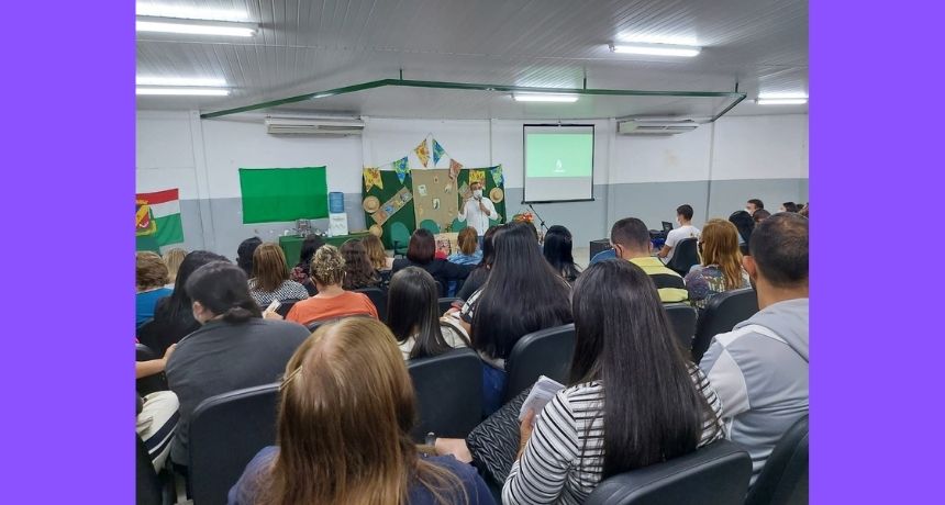 Prefeitura de Caruaru orienta gestores escolares sobre síndromes gripais