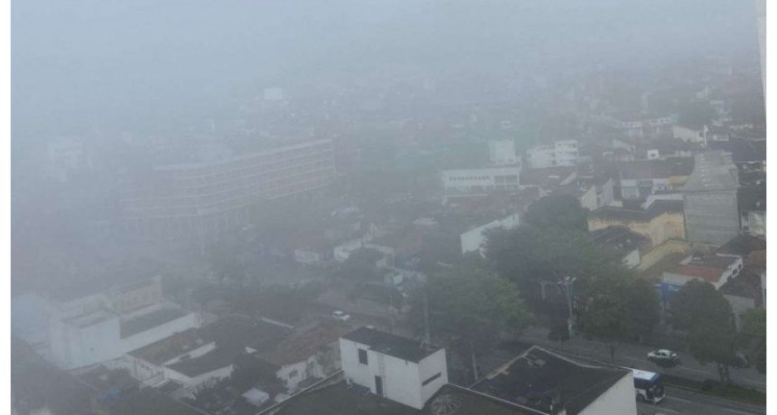 Caruaru amanhece coberta por nevoeiro; veja imagens e confira previsão do tempo
