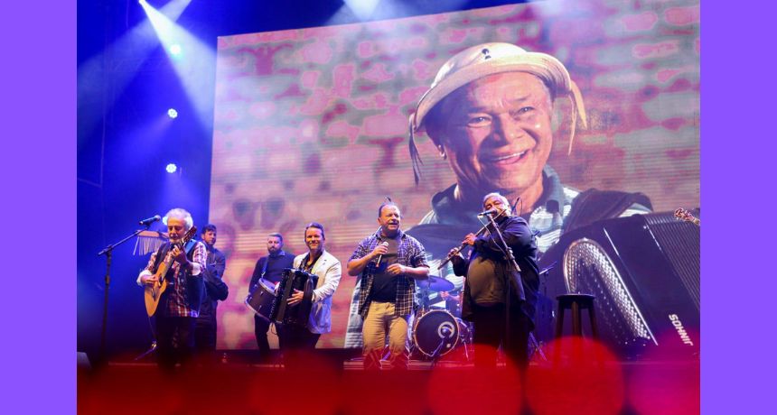 Noite de São Pedro com forró tradicional, instrumental e muito pé de serra