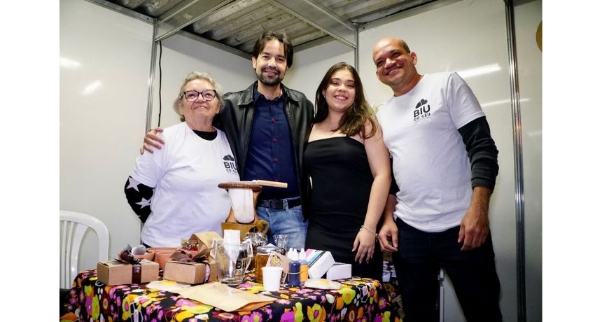 Diogo Moraes e Danilo Cabral debatem ampliação de apoio a cafeicultores de Taquaritinga durante Festival do Café