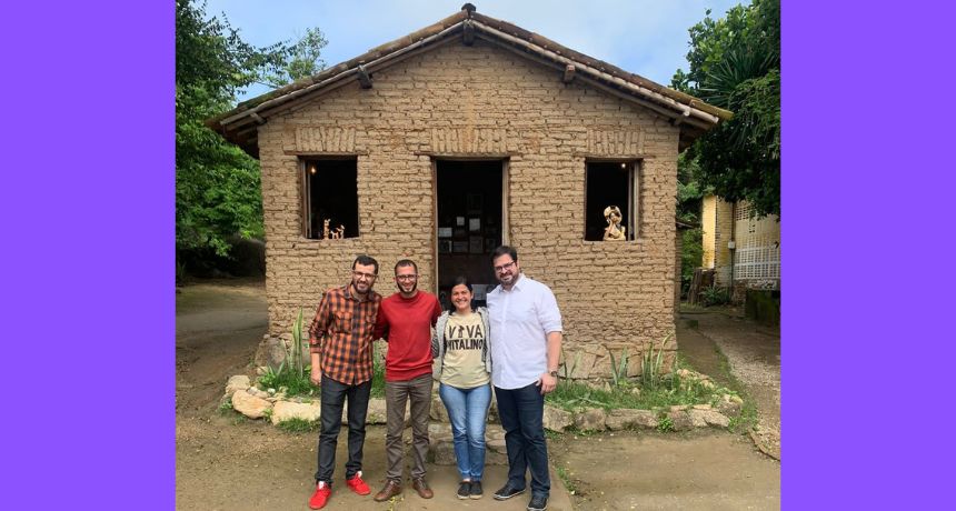 Presidente da Fundação de Cultura realiza visita aos artesãos do Alto do Moura