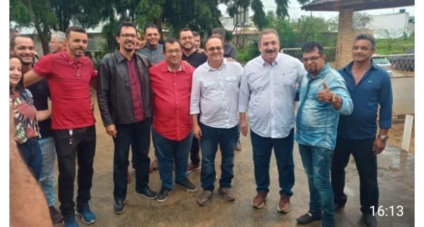 Em Belo Jardim, Eriberto Medeiros e Delegado Rossine recebem apoio de mais lideranças