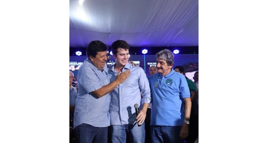 Mendonça e Antonio coelho reúnem multidão em lançamento de candidatura em Belo Jardim