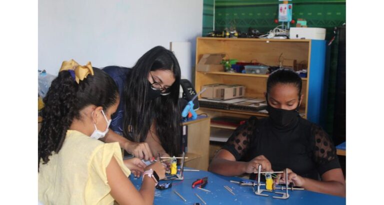 Instituto Conceição Moura promove Maratona de Robótica em Belo Jardim