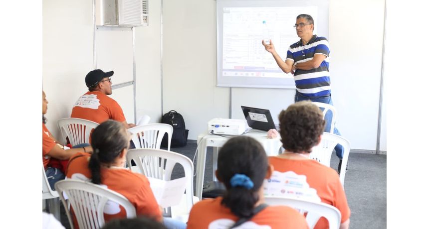 Palestras, recreações e poesias embalaram a tarde deste sábado no “Arte em Serra do Vento”