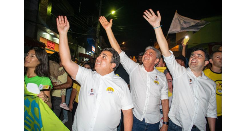 Multidão vai as ruas e diz sim aos candidatos do prefeito Roberto Asfora em mega passeata, em Brejo da Madre de Deus