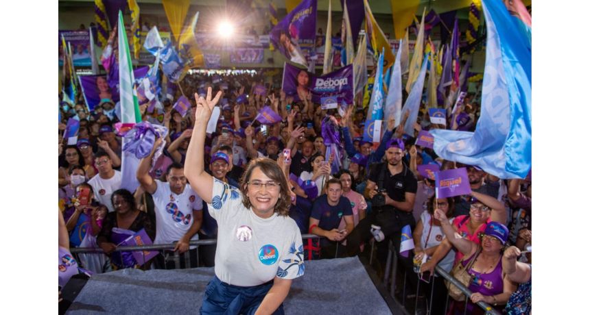 Na última semana de campanha, presencialmente ou virtualmente, Débora Almeida solidifica nome no estado