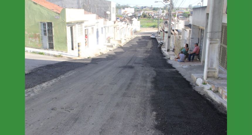 Parceria entre Moura e Prefeitura de Belo Jardim promove asfaltamento da Rua Francisco Marques