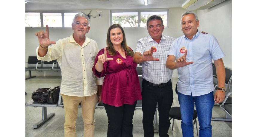 Marília Arraes recebe apoio dos prefeitos de Caetés, São Bento do Una e Iati