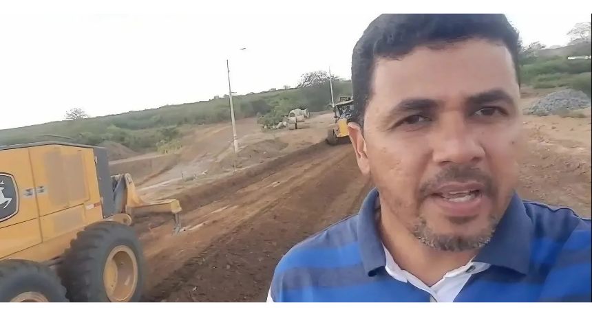 Obras do asfalto da PE-144 ligando o centro de Tacaimbó à BR-232 seguem em ritmo acelerado