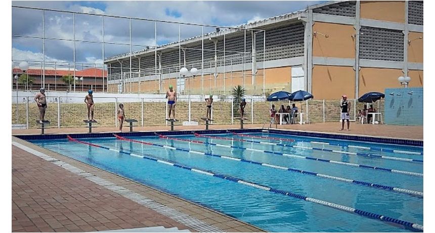 Sesc promove competição para nadadores, em Belo Jardim