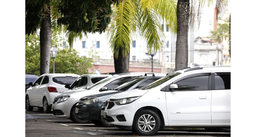 Governo Raquel Lyra vai economizar R$ 26 milhões com gestão da frota de carros oficiais do Estado