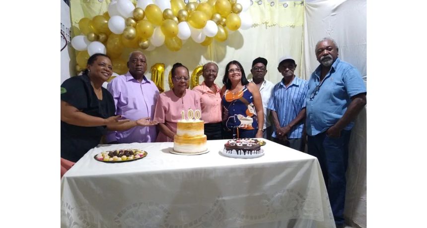 Com 11 filhos e 82 netos, idosa completa 100 anos em Caruaru: 'Quero viver mais 50 anos'