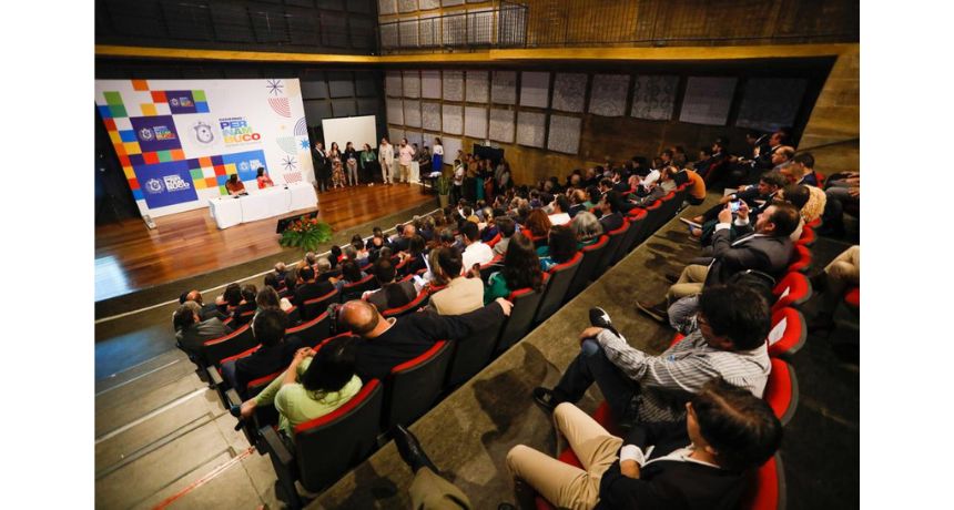 Governadora Raquel Lyra reúne 1º e 2º escalões do governo para debater as prioridades da gestão