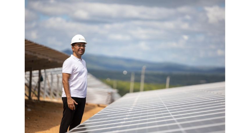 Prefeito Edilson Tavares constrói usina de geração de energia solar para Toritama