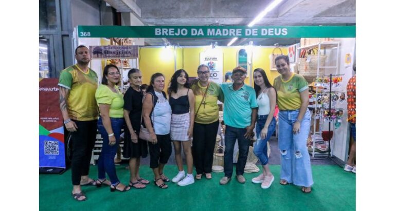 Brejo da Madre de Deus brilha mais uma vez na Fenearte e escultor brejense se destaca ganhando premiação no evento