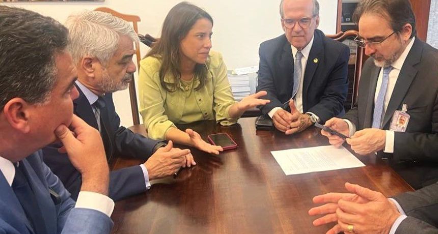 No Senado, governadora Raquel Lyra defende manutenção de incentivos fiscais ao setor automotivo de Pernambuco