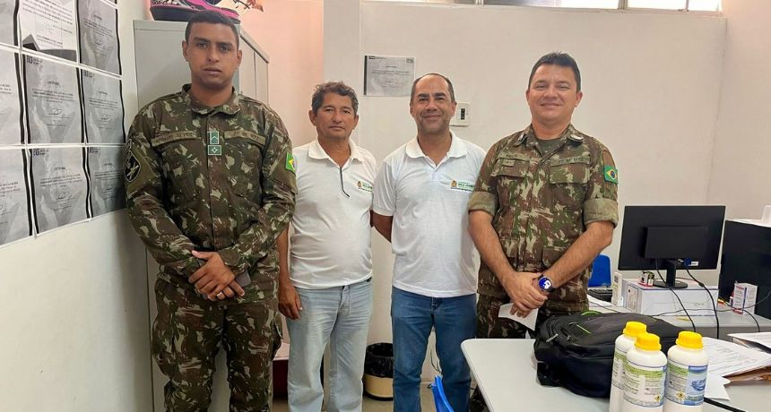 Prefeitura de Belo Jardim e Exército firmam parceria para retomada da "Operação Carro Pipa"
