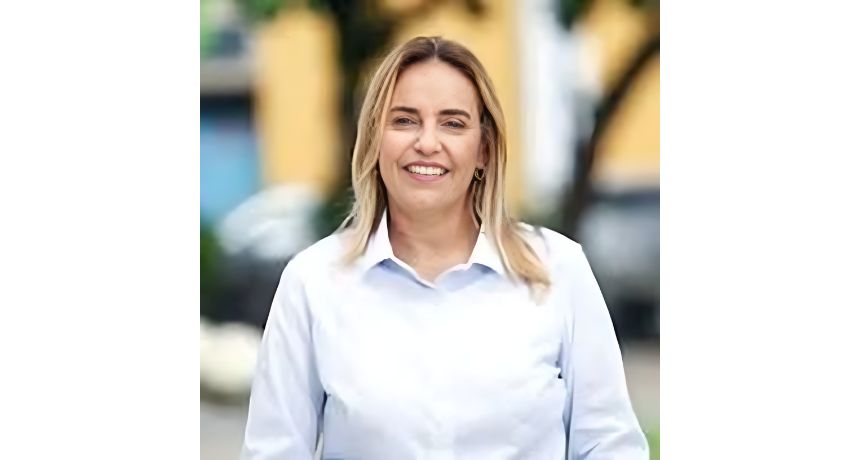 Ex-deputada Alessandra Vieira se filia ao PL e virá com toda força para ser a candidata do grupo azul-verde à prefeitura de Santa Cruz do Capibaribe