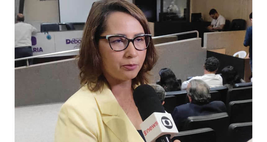 Conquista histórica da tarifa única e reajuste zero em Pernambuco é comemorada pela deputada Débora Almeida