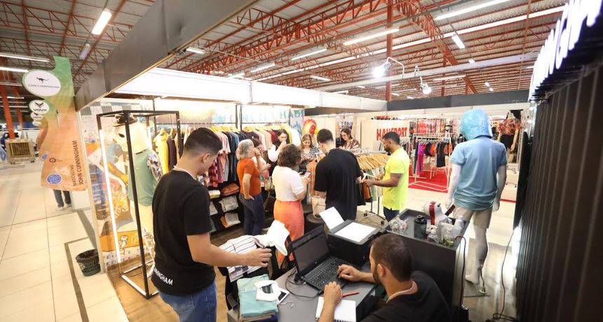 Sebrae abre as portas para que cem pequenos empresários exponham suas peças na Rodada de Negócios da Moda em Pernambuco