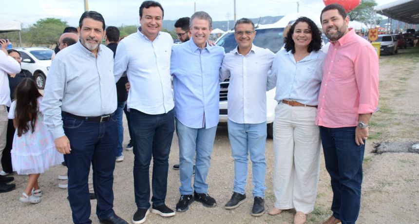 Presidente da Agro São José participa de anúncio da ampliação da Adutora do Agreste com a governadora Raquel Lyra