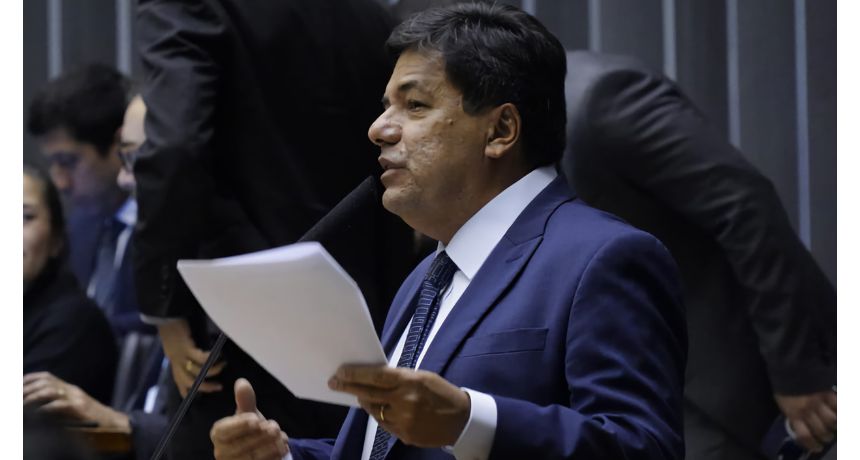 Mendonça critica sanha arrecadatória do Governo Federal e apresenta projeto para revogar taxação de isenção fiscal no Nordeste e no Centro Oeste
