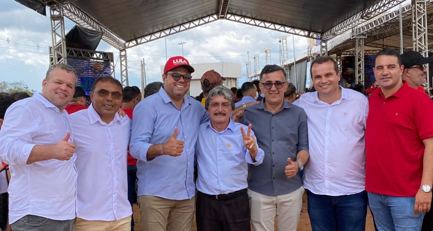 Prefeito Gilvandro Estrela participa da inauguração de Estação Elevatória de Água, em Arcoverde, que beneficia Belo Jardim