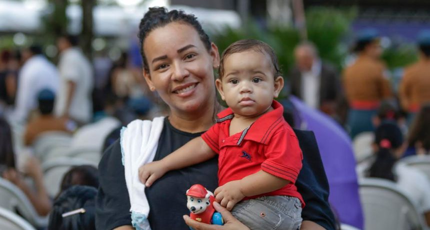 Mães de Pernambuco: em 15 dias, 50 mil mulheres confirmam dados para aderir ao programa