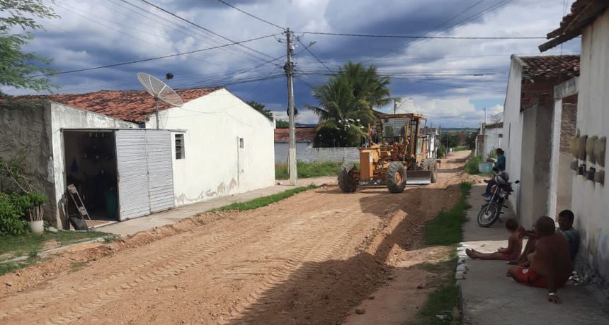 Terraplanagem é iniciada nos bairros Morada Nobre e Maria Cristina