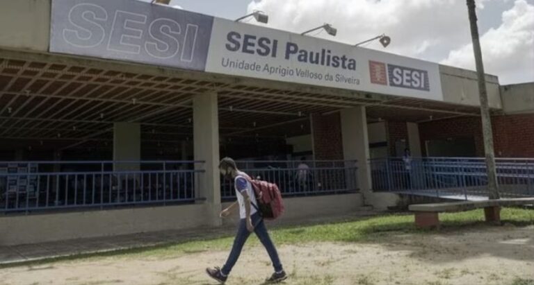 SESI oferece 200 vagas gratuitas para Educação de Jovens e Adultos. Veja como participar