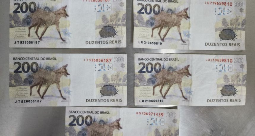 Polícia Federal autua em flagrante dois suspeitos presos pela PM no Agreste de Pernambuco que estavam repassando no comércio notas falsas de R$ 200 reais