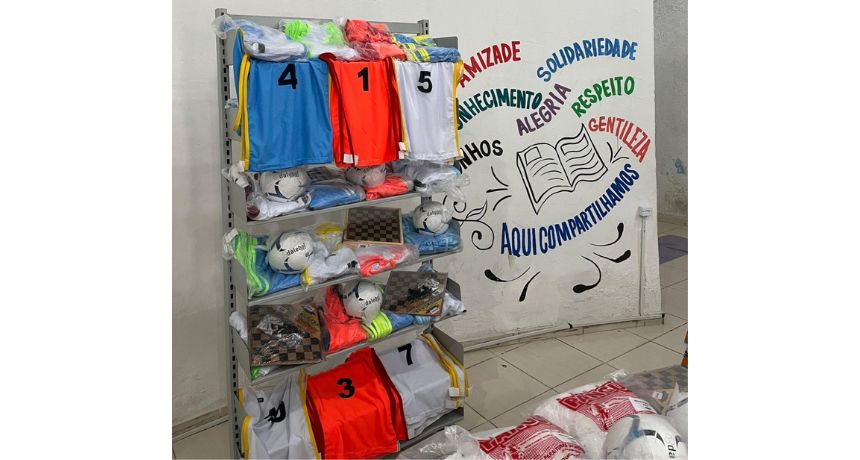 Prefeitura de Belo Jardim realiza exposição dos novos kits esportivos