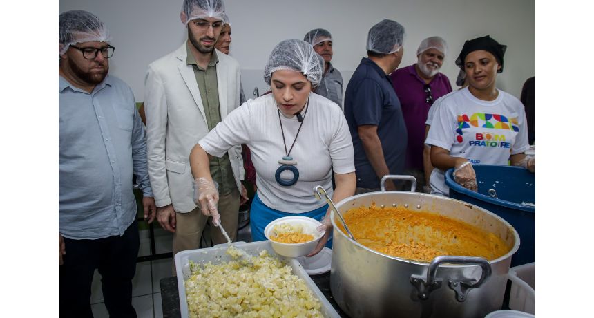 Em Belo Jardim, vice-governadora Priscila Krause inaugura cozinha comunitária e gestão chega a marca de 6 milhões de refeições servidas