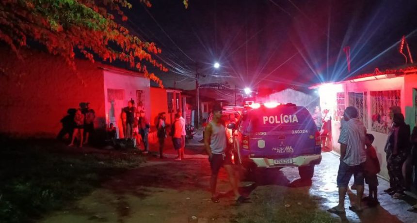 Balanço: homem invade casa e mata sobrinha da ex-mulher em Camaragibe; jovem é assassinado em Bezerros