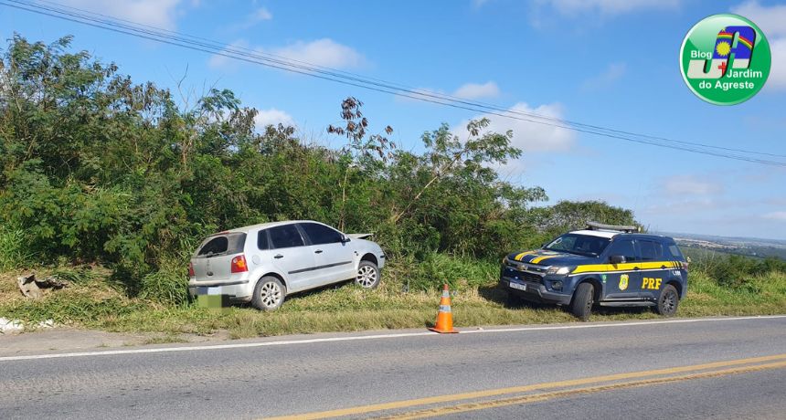 Colisão frontal de carro e motocicleta em Garanhuns deixa casal morto