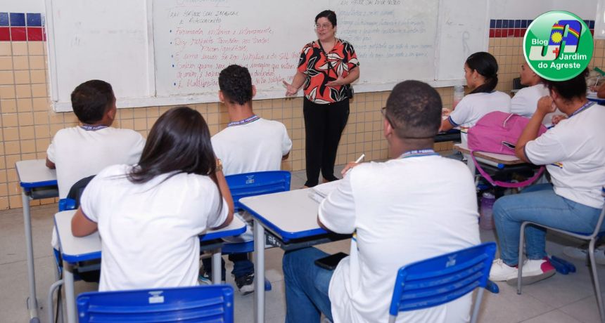 Juntos pela Educação: governadora Raquel Lyra nomeia mais 250 professores para reforçar rede estadual de ensino