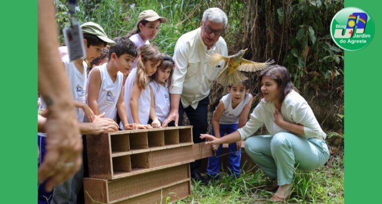 Na Semana da Fauna, vice-governadora Priscila Krause participa de soltura de animais silvestres com estudantes em São Lourenço da Mata