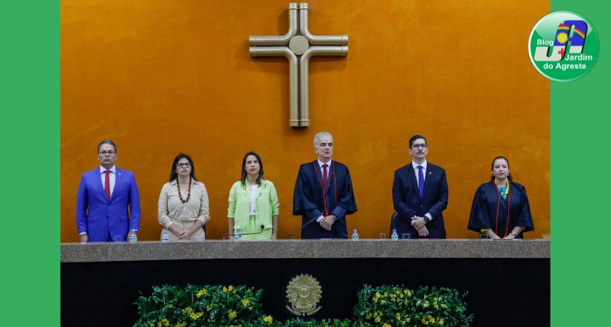 Governadora Raquel Lyra participa de cerimônia de posse dos novos promotores de justiça