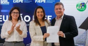 Governadora Raquel Lyra anuncia fim da cobrança do Fundo Estadual de Equilíbrio Fiscal (FEEF)