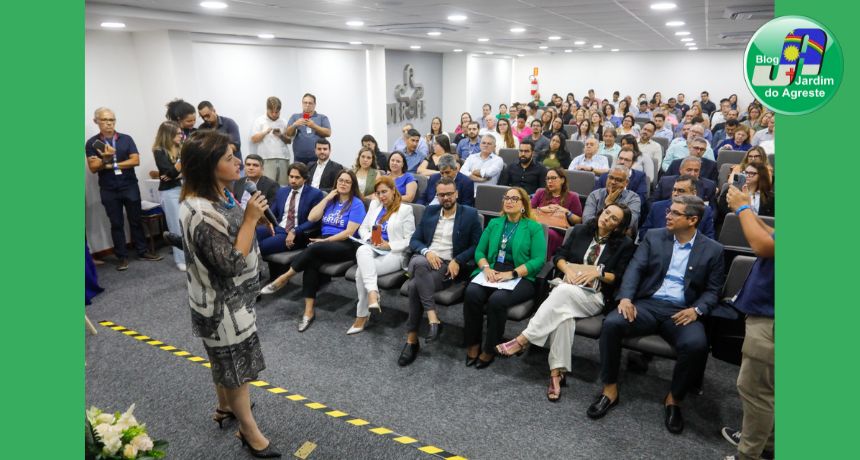 Seminário: Governadora em exercício Priscila Krause destaca contribuições do DER para o desenvolvimento de Pernambuco