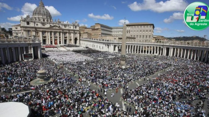 Corpo de papa Francisco é sepultado na Basílica de Santa Maria Maior