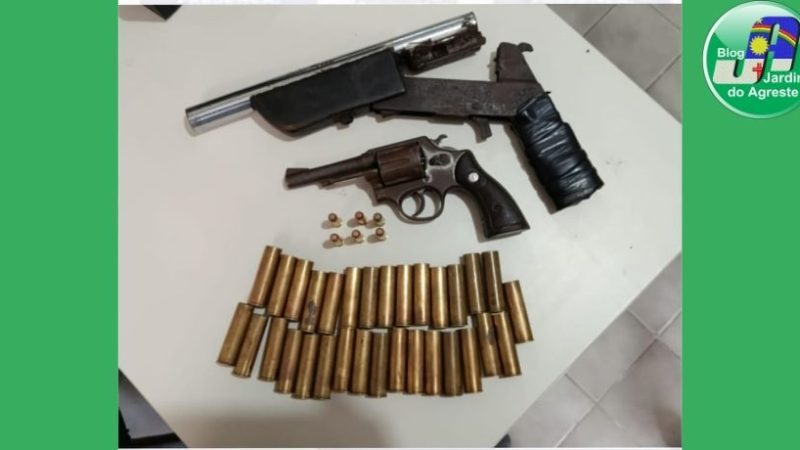 Trio é detido por posse ilegal de armas e munições em Cachoeirinha